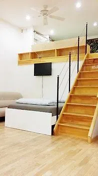 Williamsburg Apartments New York 0*,